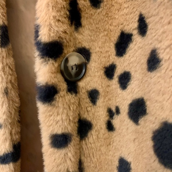 Faux Fur Jacket - Picture 2 of 3